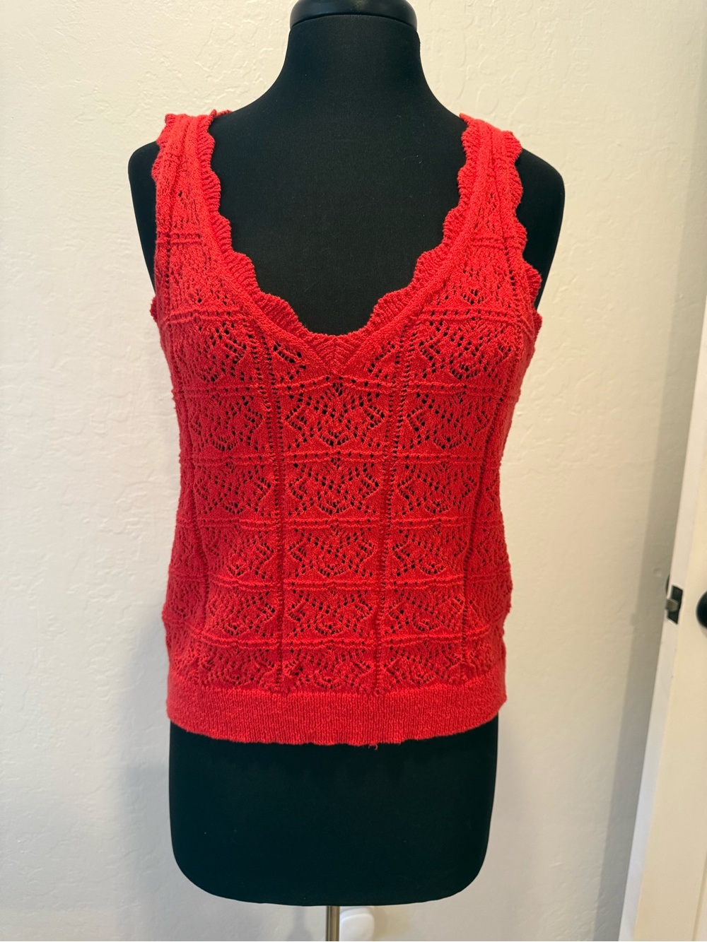 Red Knit V-Neck MNGO Crochet Tank Top